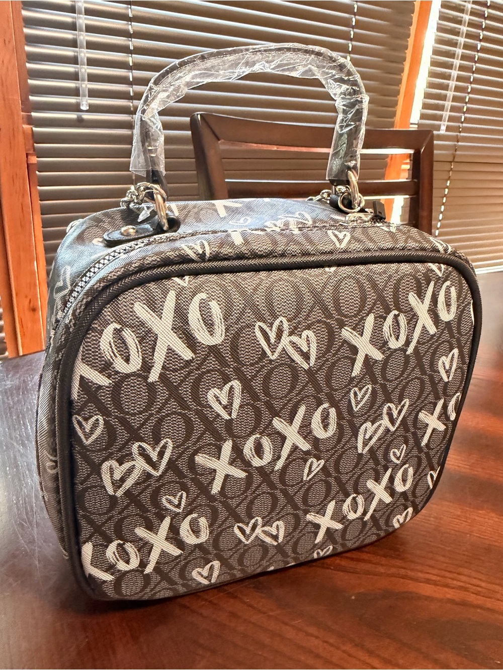 XOXO Black XO & Heart Print Satchel with Charm Chain - Picture 3 of 6